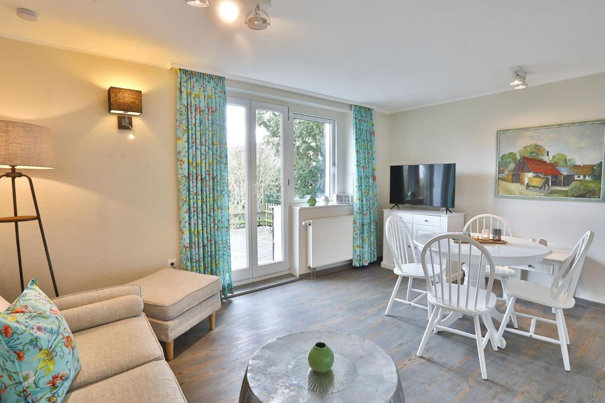 Ferienwohnung Zur Rebe Middelhagen Exterior foto